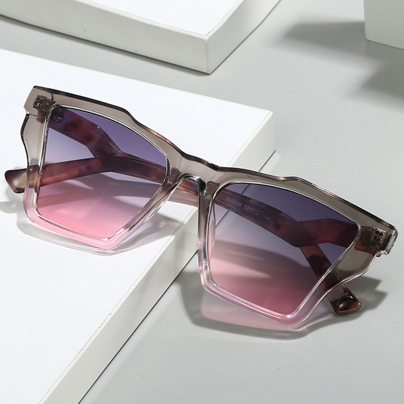 Street Fashion Glasses - Fashionable, trendy, personalized, colorful eyewear with