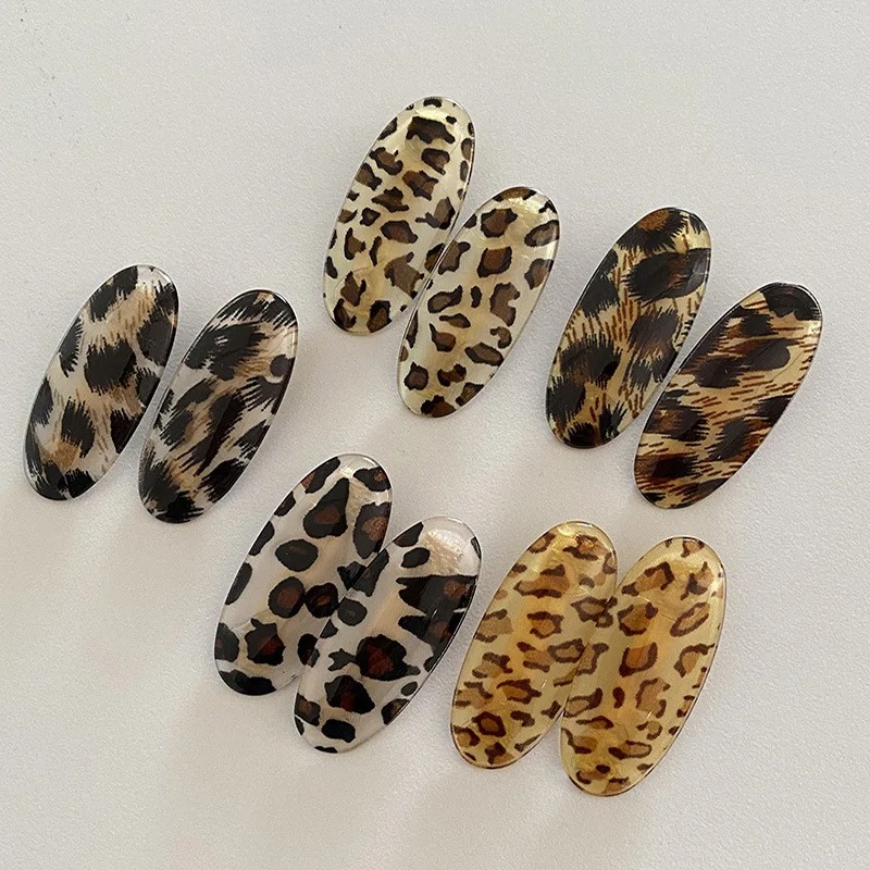 Korean Retro Leopard Print Sea - Street Fashion China Girl 评论和价格
