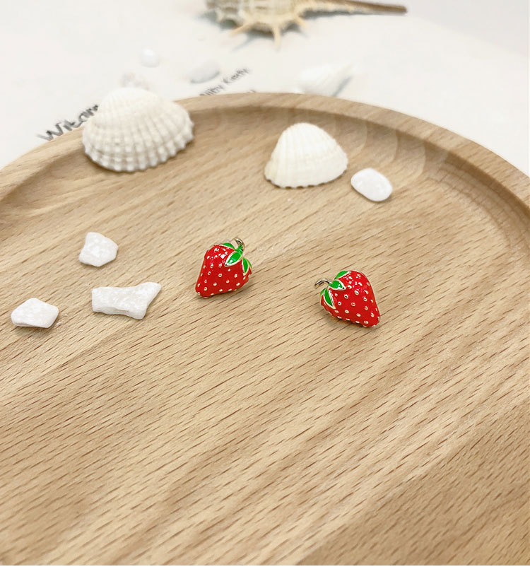 Acrylic Strawberry Earrings Fa - Street Fashion Earrings 评论和价格