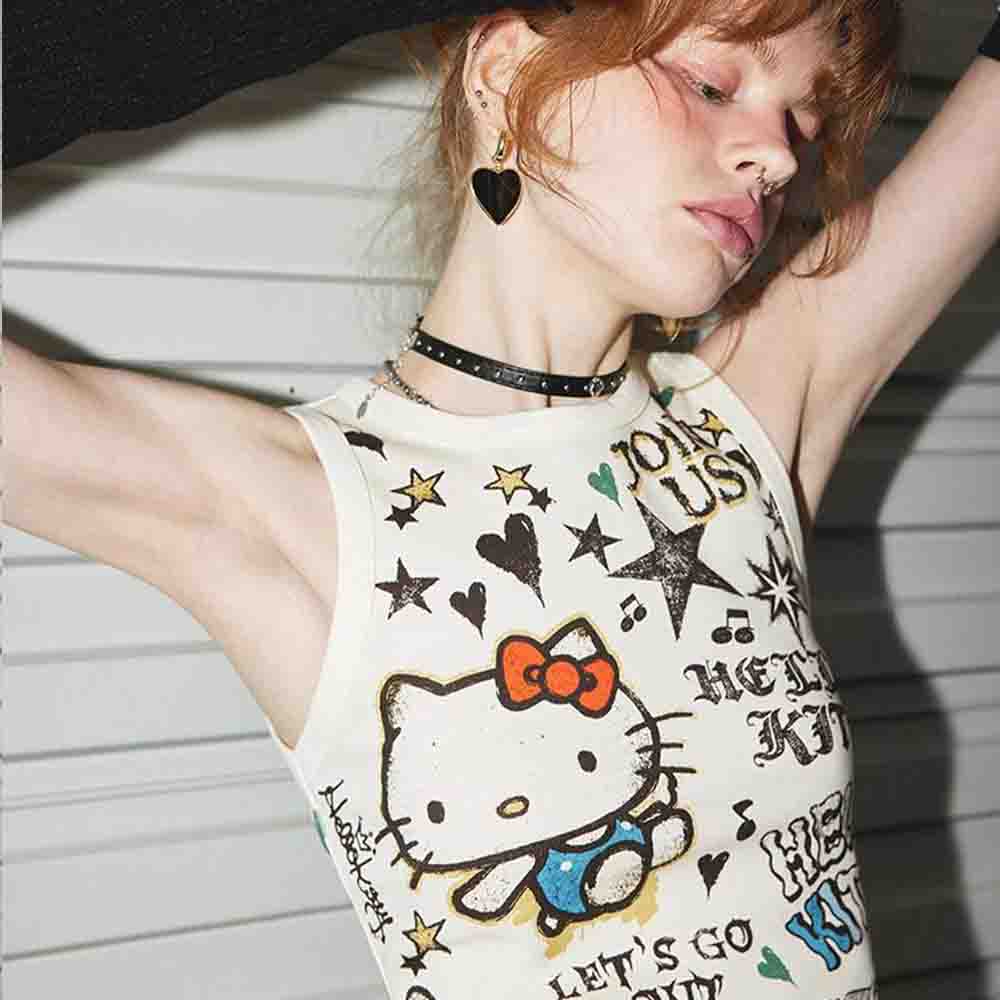 Sanrio Hello Kitties Women's C - Street Fashion China Girl 评论和价格